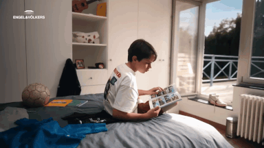 Engels & Volkers child voice over recording sample project by VoiceOverKids.Agency